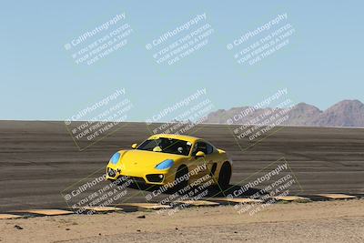 media/Oct-19-2025-PCA San Diego (Sun) [[b7baa86645]]/4-Yellow Group/Session 2 (Bowl)/